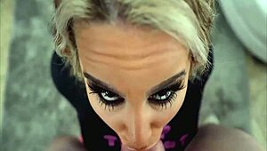 Misty Meener's throat is taking that slop perfectly 😍