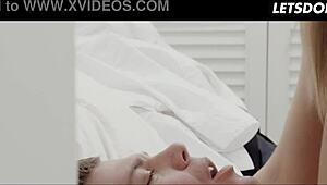 Submissive girlfriend mary kalisy gets pussy fucked by lover