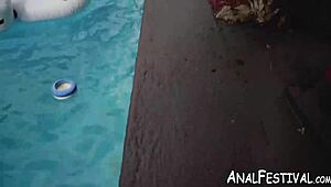 Natural tits babe charley hart drilled intensely by the pool