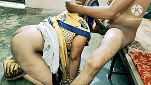 इंडियन देसी मेड को डॉगी में चोदा बड़े चूचे उछलते चूत चुदाई