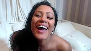 maxine x fingering her asian clit after oiling up