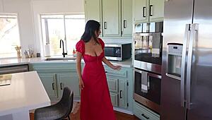 big titty tradwife cheats at thanksgiving with huge cumshot?