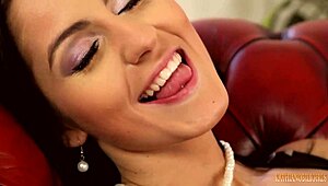 Experienced MILF Receives Deep Anal Fucking, Blowjob, and Cumshot as Unique Therapy Method