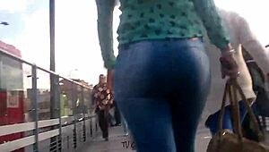 Amateur moves her big ass in HD outdoors