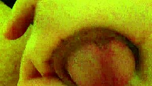 i'm wanking in the toilet, but it's so hard to focus with all this cum building up!