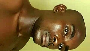 De Rose Guy Feels Intense Pleasure in Unedited Cum Eating Session