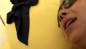 A friend seduced her companion in an old-young italian encounter.