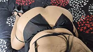 wet pussy from hard anal sex and eats the cum from the ass