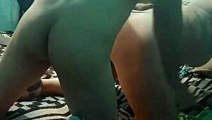 Cogemos De Perrito Mientras Hacemos Webcam