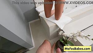 Hot sex in bathtub with busty latina