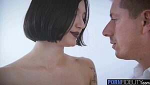 look at madison quinn smearing her black lipstick all over that cock