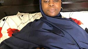 muslim pickup babe spreads hairy pussy wide 😈 hairy reveal!