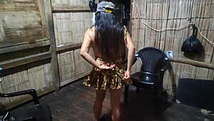 polemico suceso indescriptible madrastra militar decide hacer porno casero despues de que pidio aumento de sueldo en su trabajo y no se lo concedieron porno real casero