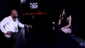 Gosta de Colocar um Plug no Cu o Preparo que Faz pro Sexo Anal e se Arrependeu de Dar o Cu - Paty Raven Watch on Sheer Red