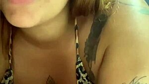 Making video call with acquaintance, flashing redhead pussy