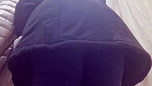 Nicoletta's Tight Jeans Try-On Exposes Mature Curvy Ass Big Pussy Seduction in Shop