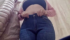 Nicoletta's Tight Jeans Try-On Exposes Mature Curvy Ass Big Pussy Seduction in Shop