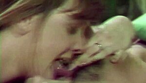 Classic vintage lesbians munch hairy pussies in retro 69