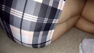 Mamiflorecita Loves Feeling It Deep Inside Her Vagina!