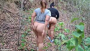 sapphire and pandora shake asses twerking outdoors