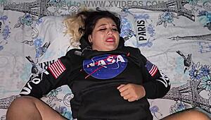 I give my white girl a cumshot