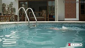 mi vecina colombiana con tetas enormes se deja follar por fotos y pies.