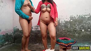 हॉट कॉलेज गर्ल को डोर टू डोर चुदाई की लत लग गई पीओवी गुदा डॉगीस्टाइल क्रीमपाई