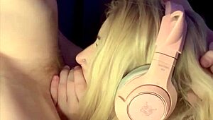 desk pet roommate drops to suck my monster cock anytime