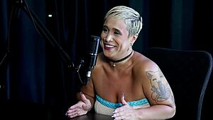 loira pelada gets a sensual massage after regretting her wild night promise, just watch on sheer red.