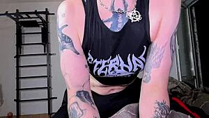 Pov Blowjob Leads to Doggy and Missionary on Tight Girlfriend