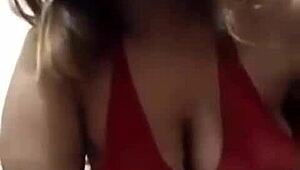 i luv how this sexy bbw girl's fat curves jiggle when she moves damn