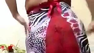 i luv how this sexy bbw girl's fat curves jiggle when she moves damn