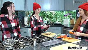 thanksgiving... reconciliation turns wild! riley jean serena hill violet spice fucked hard by donnie rock