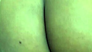 ebony milf vibes her wet pussy hard with toy then pees everywhere on herself