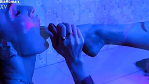 wanna girlfriend who worships my feet nonstop?