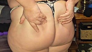 milf cums shaking on my hand till orgasm squirts!