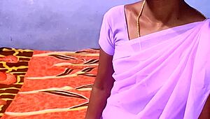 खूबसूरत साउथ इंडियन गांव वाली बीवी रैंच पर मुंडी चूत डॉगी चुदाई