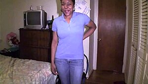 i'm shakin' suckin' two huge cocks with this hot teen body