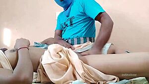 टीचर लंड पकड़कर शुद्ध हॉर्नी ब्लिस देती