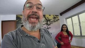 Behind the scenes photoshoot with alicia victoria backstage