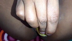 horny indian girl stuffs banana deep in her wet pussy xxx
