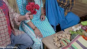 बोल्ड इंडियन वैलेंटाइन चूत की डर्टी हिंदी जोरदार चुदाई