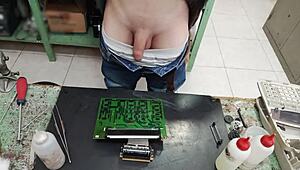 damn i unloaded a huge cumshot all over that clients skinny waist fuck machine oops!! 💦💦