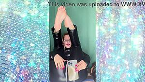 sissy, ur voice too girly already... lemme train ya squealin' like proper girl!!