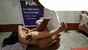 सर्वेंट ने सेक्सी 18 साल की लड़की के साथ किचन में डीपथ्रोट बेंटओवर डॉगी चुदाई पकाई