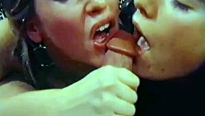 Vintage Lesbians with Hairy Pussies Scissor and Face Sit in Retro Group Play