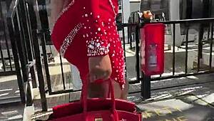 Wanna see her squirt dripping wet pussy all over atlanta outdoors?