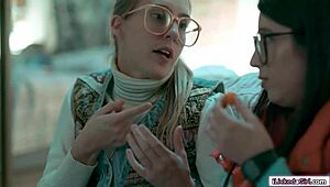 Nerdy babe with big tits scissoring hairy pussy against lesbian best friend in wild face sitting fantasy threesome