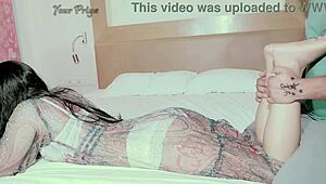 हाय मालकिन तेरी देसी नौकर ने डांट के बाद डॉगीस्टाइल चोदा हिंदी में