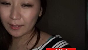amateur japanese babe fucks hard in total darkness